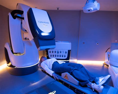 Cyberknife robotikus sugárkezelő rendszer