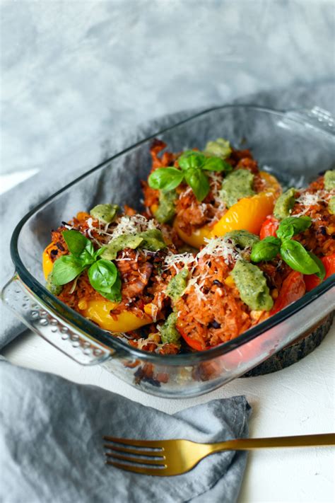 Töltött paprika babos raguval