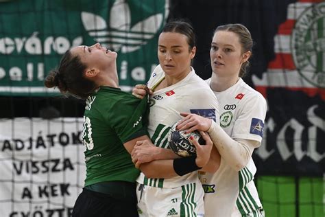 Ferencvárosi TC női kézilabda csapatának régi fotója