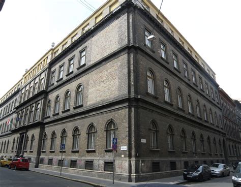 Az ELTE Trefort Ágoston Gyakorlóiskola épülete