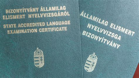 Nyelvvizsga bizonyítványok és egyetemi épület