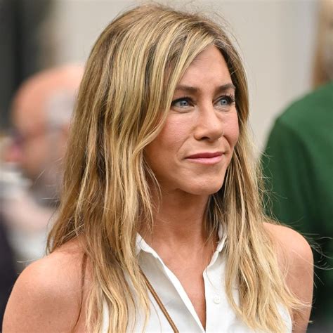 Jennifer Aniston portréja