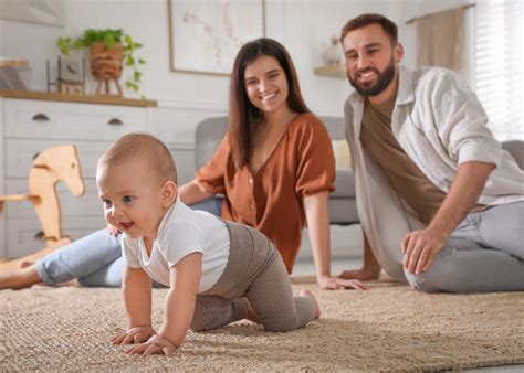 Szabadságok és ellátások kismamáknak és apáknak