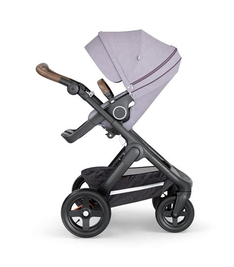 Stokke Trailz babakocsi a természetben
