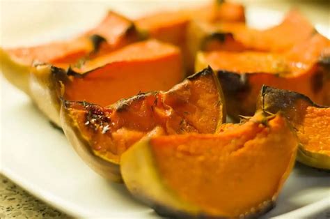 Sütőtök hámozása és magozása