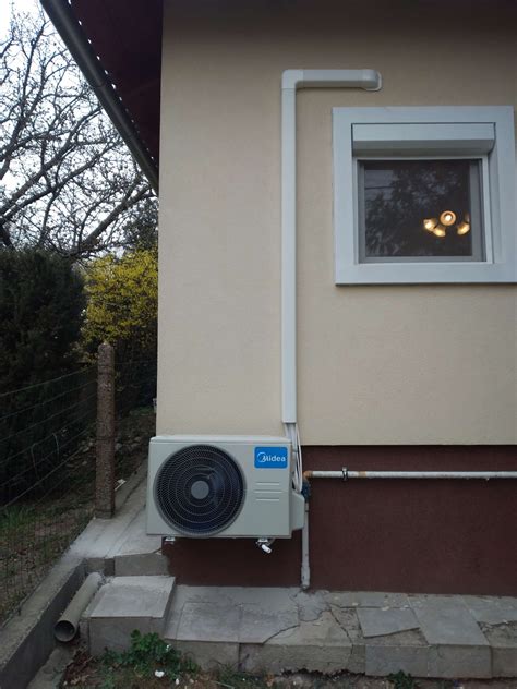 Gyermek egység falra szerelve