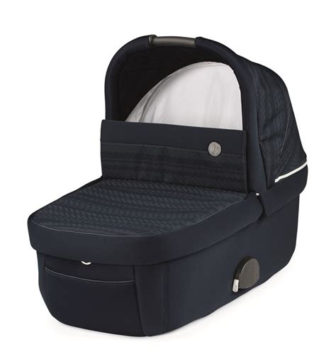Peg Perego Navetta mózeskosár autós bekötő szettel
