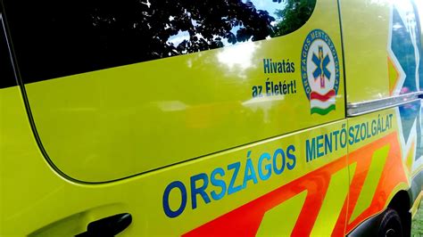 Mentőautók a baleset helyszínén