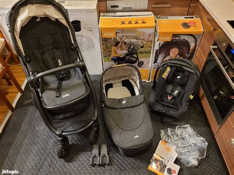 Újszülött babakocsi ISOFIX talppal