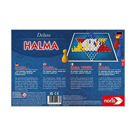 Adományozott pelenkacsomagok halma