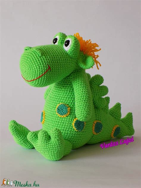 Amigurumi horgolt sárkány