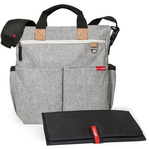 SKIP HOP Duo Signature táska babakocsira rögzítve