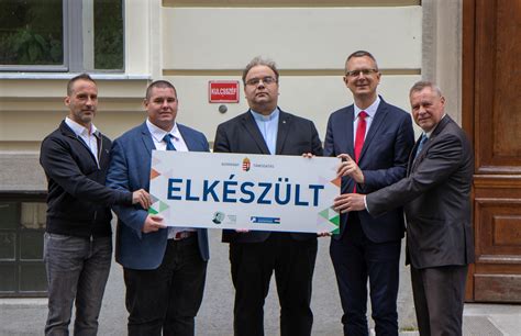 Belső udvari nyomozás