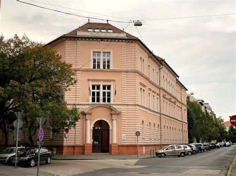 Szegedi SZC Vedres István Technikum épülete