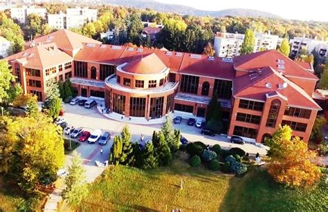 A Móricz Zsigmond Gimnázium épülete