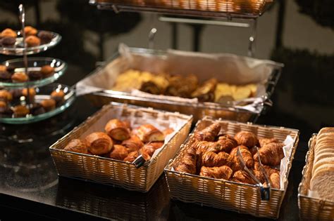 Svédasztalos reggeli a Hotel Alhambrában