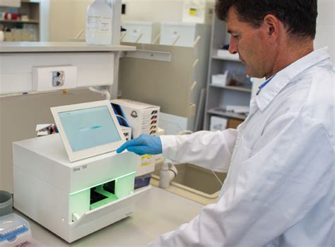 A Pécsi Tudományegyetem Humánreprodukciós Nemzeti Laboratóriumának kutatói egy új inkubátor kifejlesztésén dolgoznak