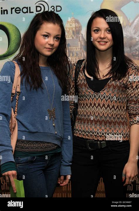 Kathryn és Megan Prescott fiatalon