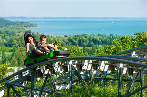Gyerekek a Balaton partján, Zamárdi, 1950.
