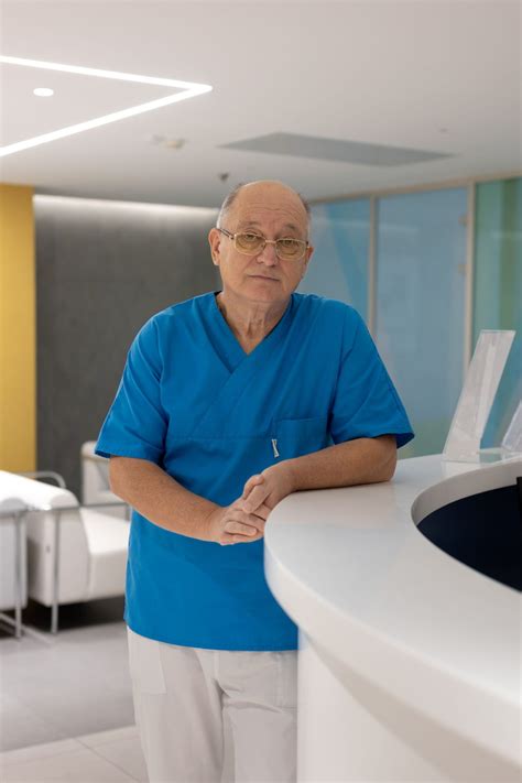 Dr. Szőcs Gyula Kálmán orvosi pályafutásának mérföldkövei