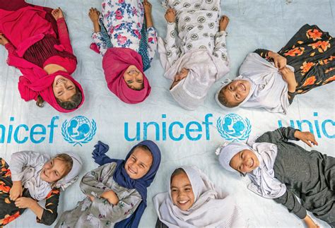 UNICEF és WHO logók