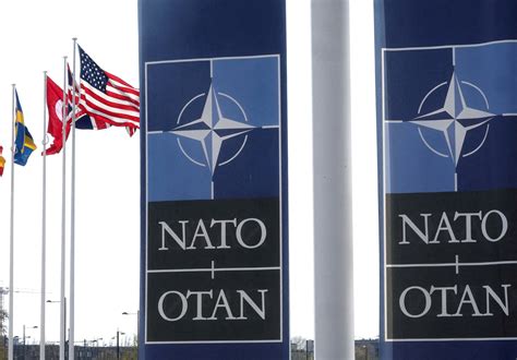 A NATO bővítésének idővonalát bemutató infografika