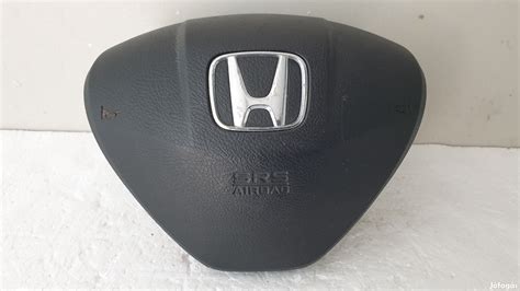 Honda Jazz műszerfal, kikapcsolt utasoldali légzsák visszajelzővel