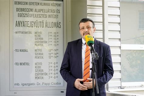 Debreceni anyatejgyűjtő állomás épülete