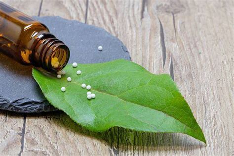 Homeopátiás szerek dobozai és használatuk