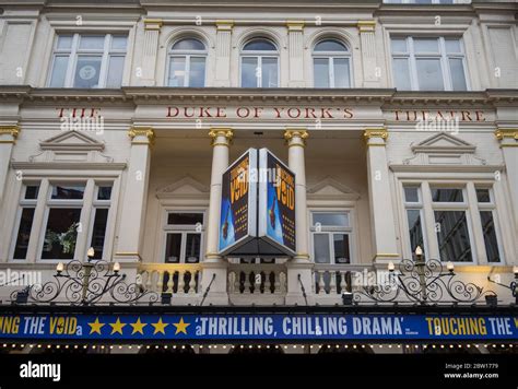 Duke of York's Theatre bejárata