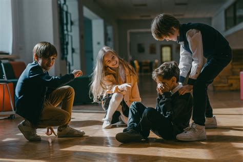 A fizikai bántalmazás jelei és következményei